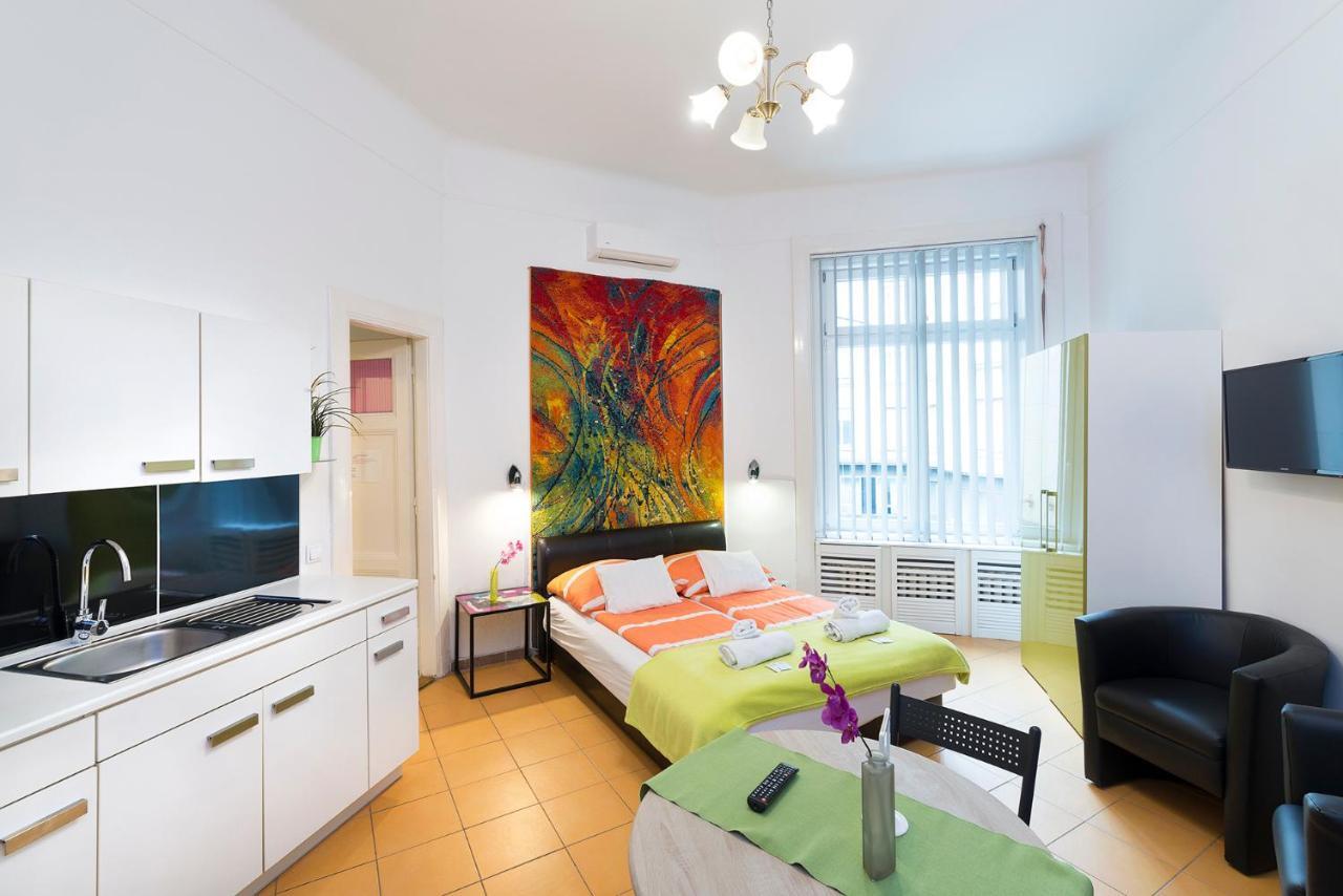 Studio 4U Apartment Budapest Eksteriør billede