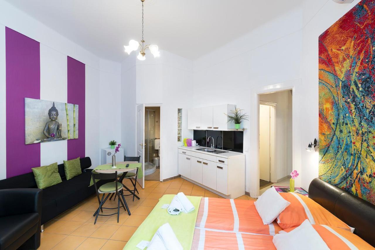 Studio 4U Apartment Budapest Eksteriør billede